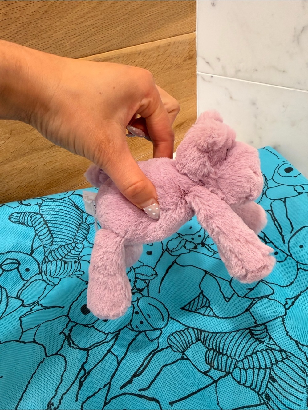 Jellycat smudge tiny hippo authentic with tags - Picture 2 of 8